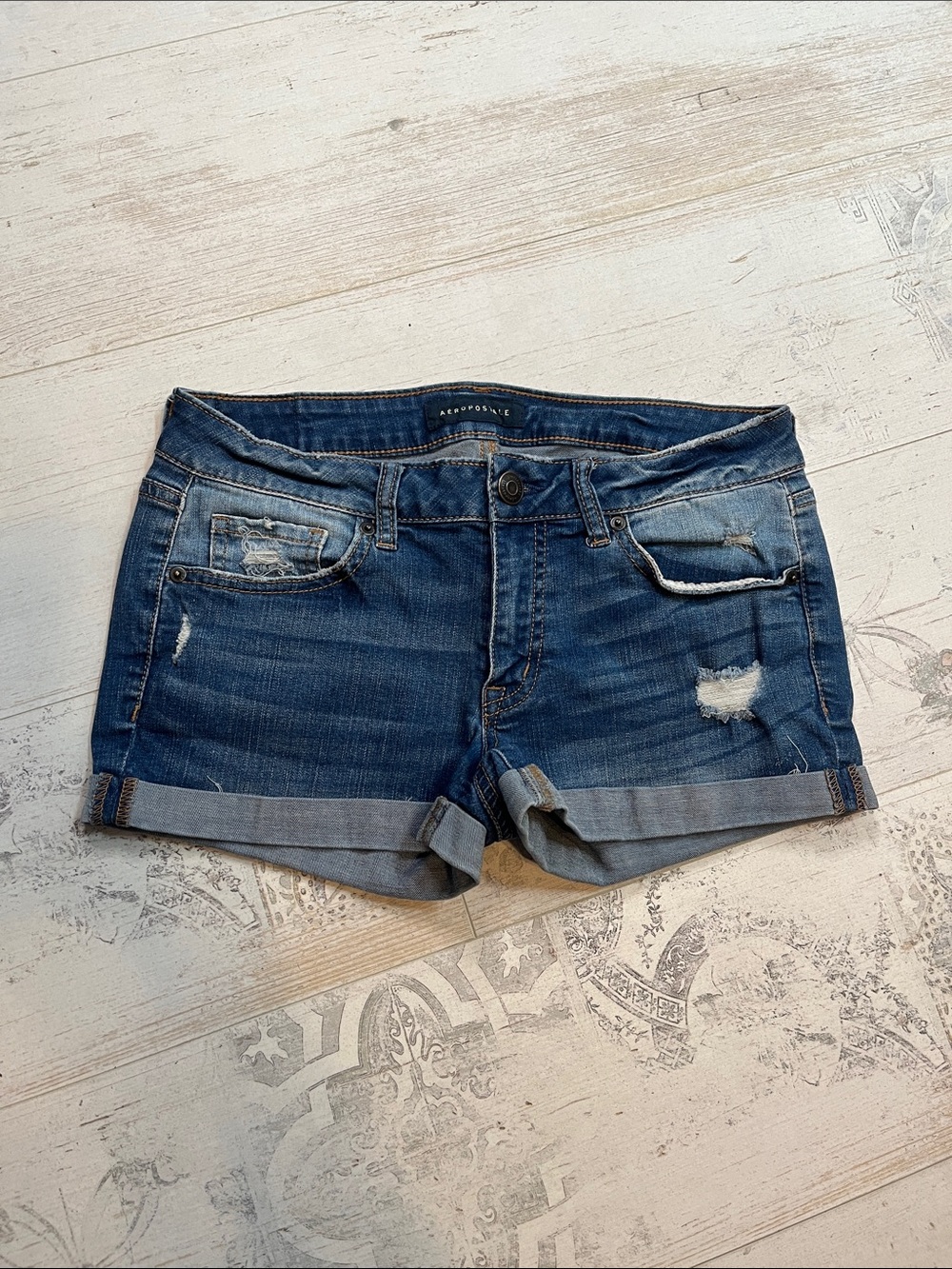 Aeropostale Shorty Jean Shorts Medium Wash Size 4